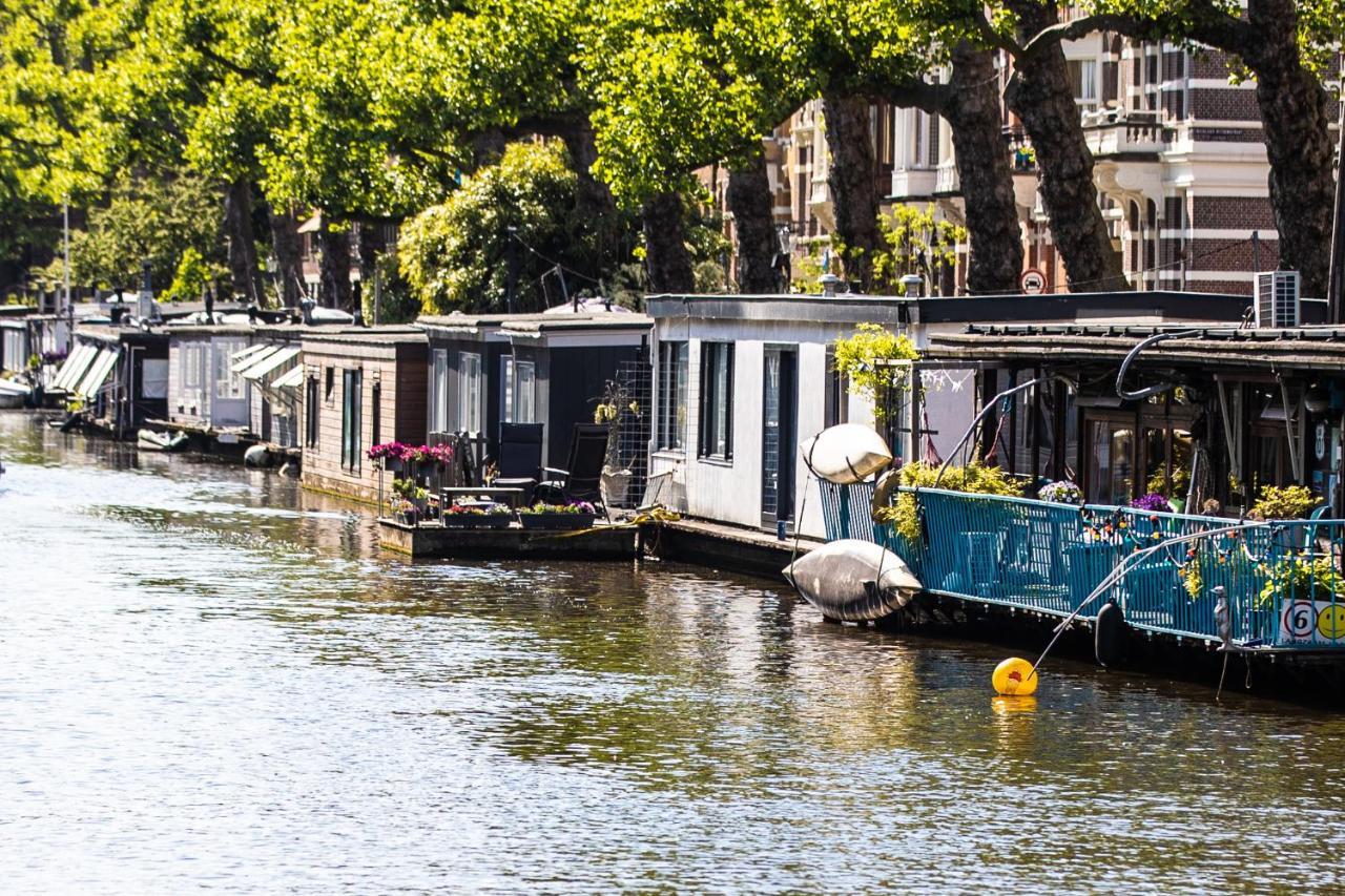 Amsterdam-houseboat-amstel Bed & Breakfast *