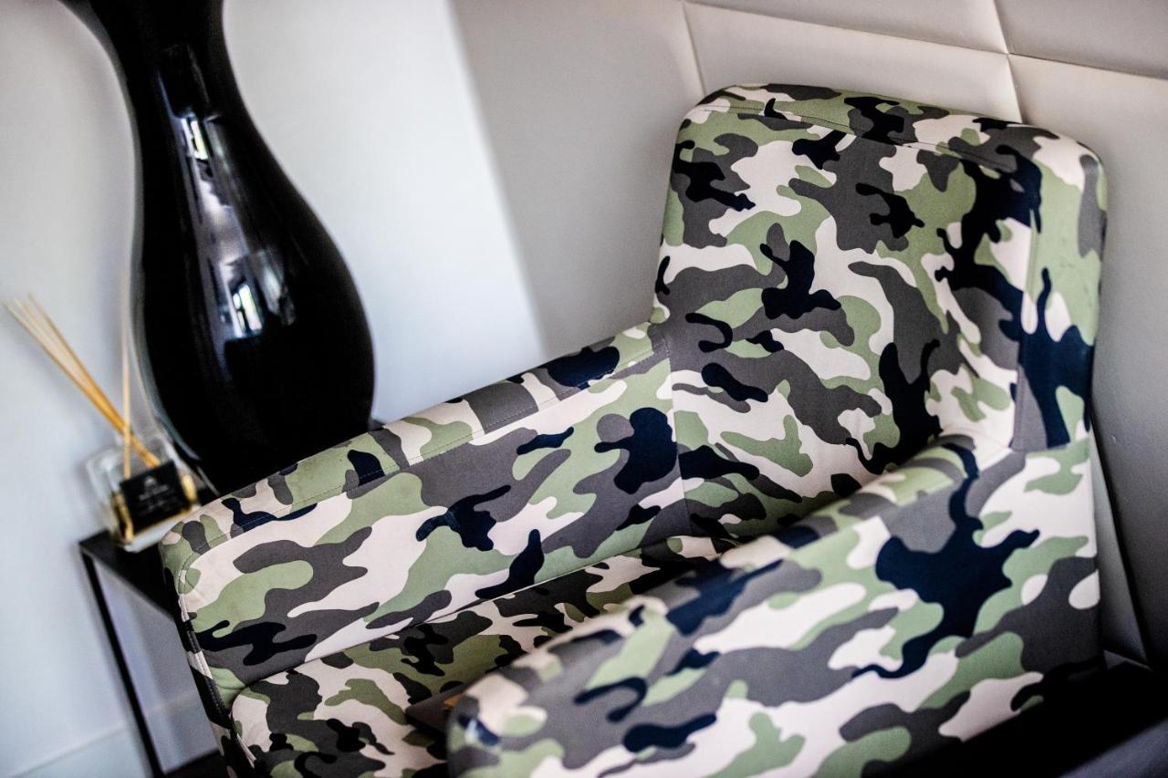 Houseboat Amstel Bed & Breakfast Amsterdam